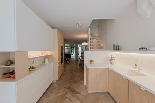 Medium property photo - Agatha Dekenstraat 27H, 1053 AM Amsterdam